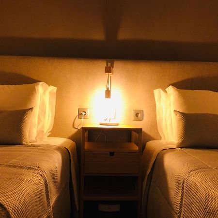 Albufeira Emblematica Apartment - Wifi & Pool Luaran gambar
