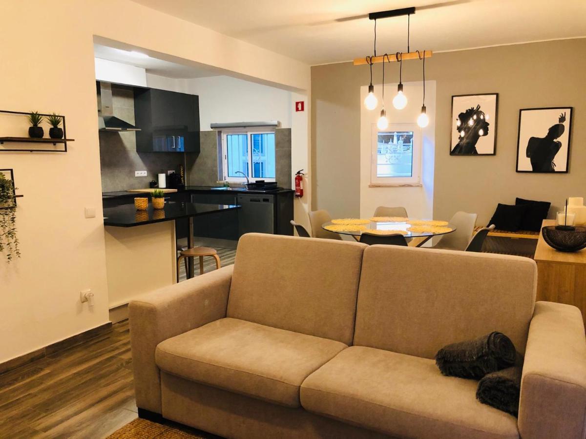 Albufeira Emblematica Apartment - Wifi & Pool Luaran gambar